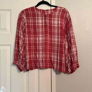 Old Navy long sleeve shirt
